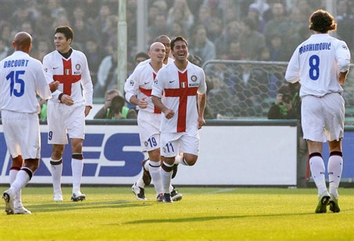 哑火，阿尔瓦雷斯近5场西甲比赛0球0助，近4场仅射门3次（状态低迷：阿尔瓦雷斯近5轮西甲0进球0助攻，近4战仅3次射门）