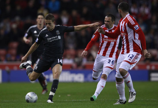 图赫尔考虑世界杯高温让替补球员留更衣室（担忧世界杯高温，图赫尔让替补留在更衣室）