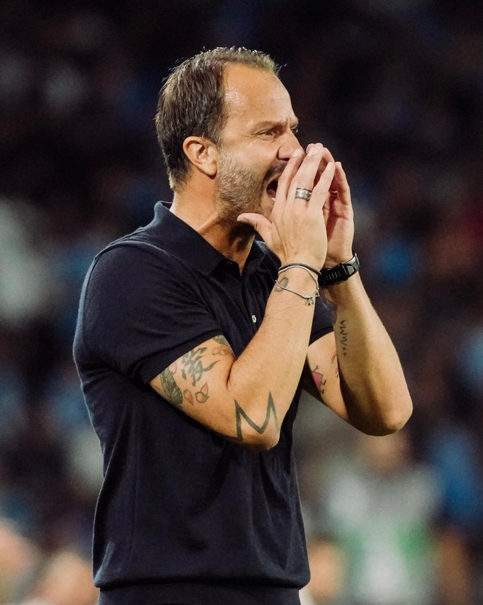 意甲出场数最多的亚洲球员11人阵容：长友佑都、中田英寿领衔（意甲亚洲球员出场榜最佳11人：中田英寿、长友佑都领衔）