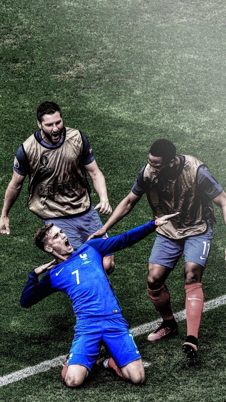 热那亚vs佛罗伦萨：洛伦佐-科隆博、厄斯蒂高首发，德赫亚、多多出战（热那亚战佛罗伦萨：洛伦佐-科隆博、厄斯蒂高先发，德赫亚与多多出场）