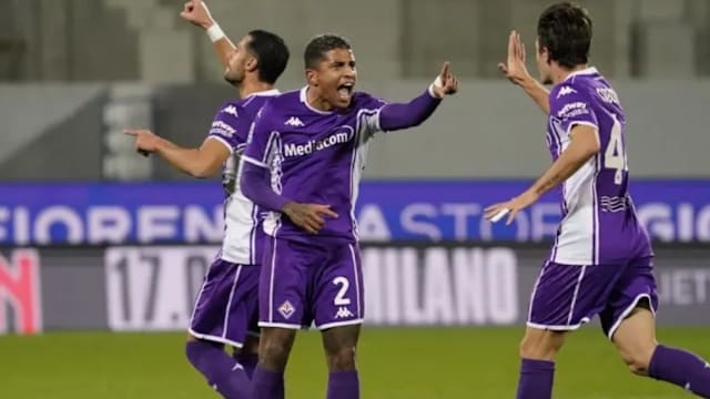 德媒：法兰克福对阵巴萨前召开会议，担心球队会遭遇惨案（德媒：法兰克福战巴萨赛前紧急会议，忧球队或遭惨败）