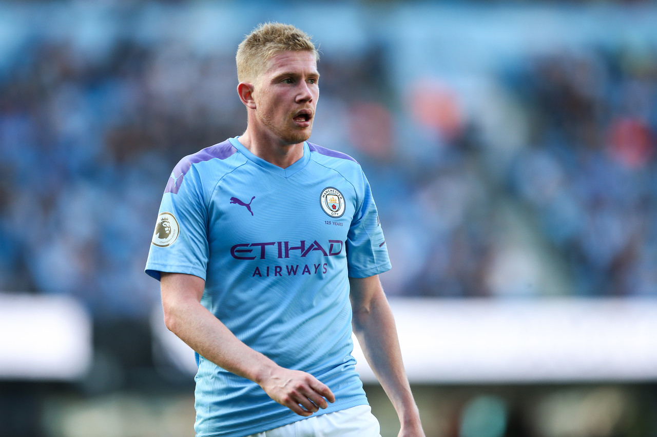 国脚庆祝破门动作刷屏社交媒体（国脚破门庆祝动作火遍社交平台）