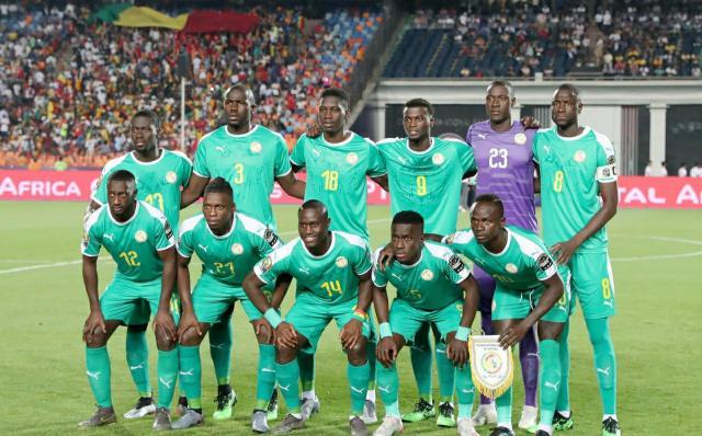 篮球NBA公布球衣销量榜，新晋巨星登顶（NBA最新球衣销量榜出炉，新星荣登榜首）